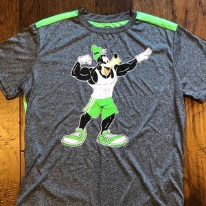 MENS DISNEY GOOFY ATHLETIC TSHIRT LARGE